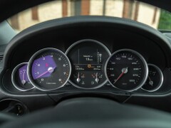 Porsche CAYENNE TURBO 