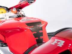 MV Agusta F4 750 