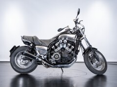 Yamaha V MAX 1200 