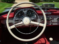 Mercedes Benz 190 SL 