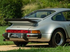 Porsche PORSCHE 930 (911) 3.0 TURBO 