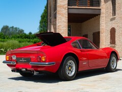 Ferrari DINO 246 GT 