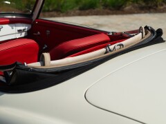 Mercedes Benz 190 SL 
