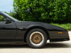 Pontiac FIREBIRD TRANS-AM 