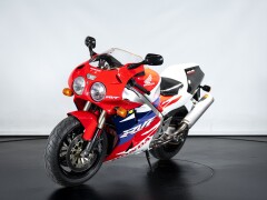 Honda RC 45 