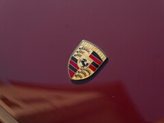 Porsche 911 2.2 S           