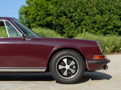 Porsche 911 2.2 S           