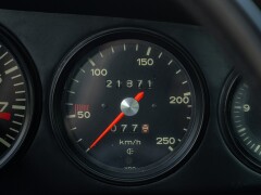 Porsche 911 2.2 S           