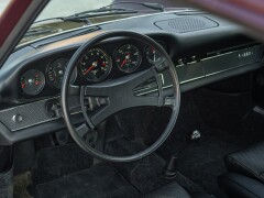 Porsche 911 2.2 S           