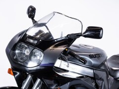 Suzuki GSX R 1100 